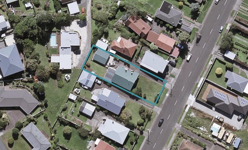 46 South Road, Blagdon, New Plymouth - Carousel 1