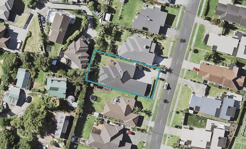 48 Intrepid Crescent, Beachlands, Auckland - Carousel 1