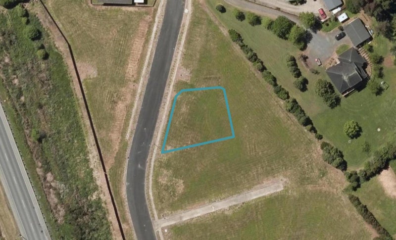 23 Pearce Drive, Te Kamo, Whangārei - Carousel 1