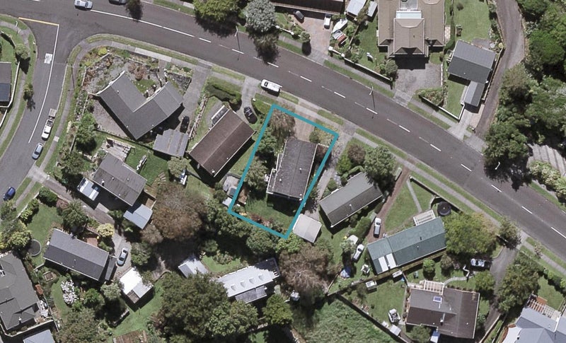 56 Branch Road, Highlands Park, New Plymouth - Carousel 1