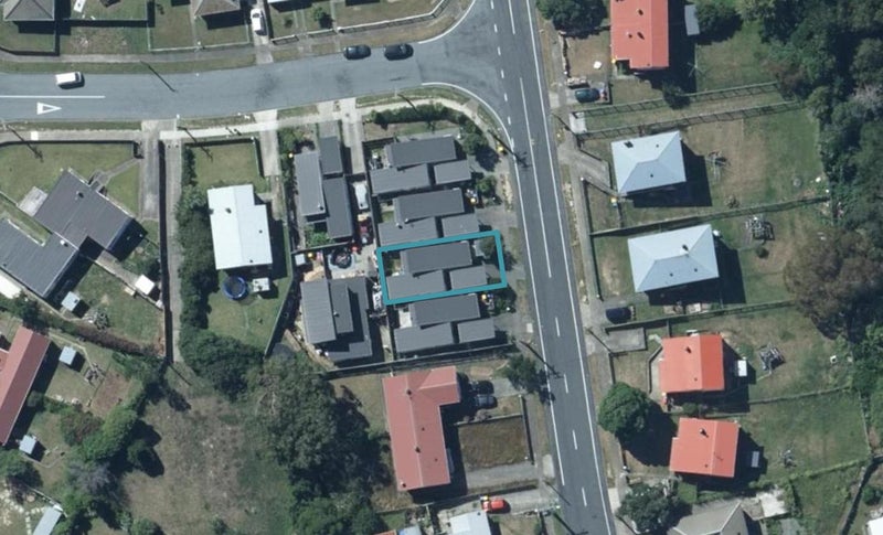 146C Castor Crescent, Cannons Creek, Porirua - Carousel 1