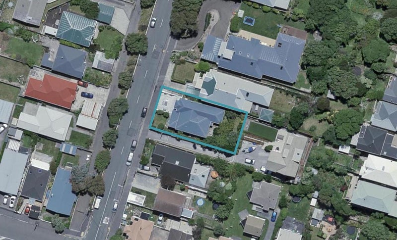 149 Clyde Street, Island Bay, Wellington - Carousel 1