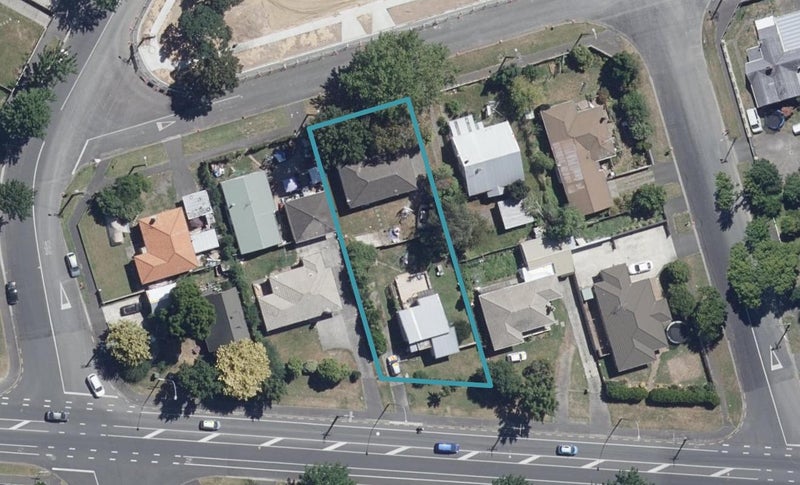 187 Clyde Street, Hamilton East, Hamilton - Carousel 1
