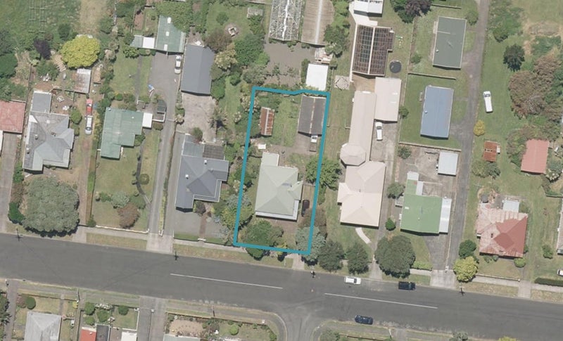 28 Bignell Street, Gonville, Whanganui - Carousel 1