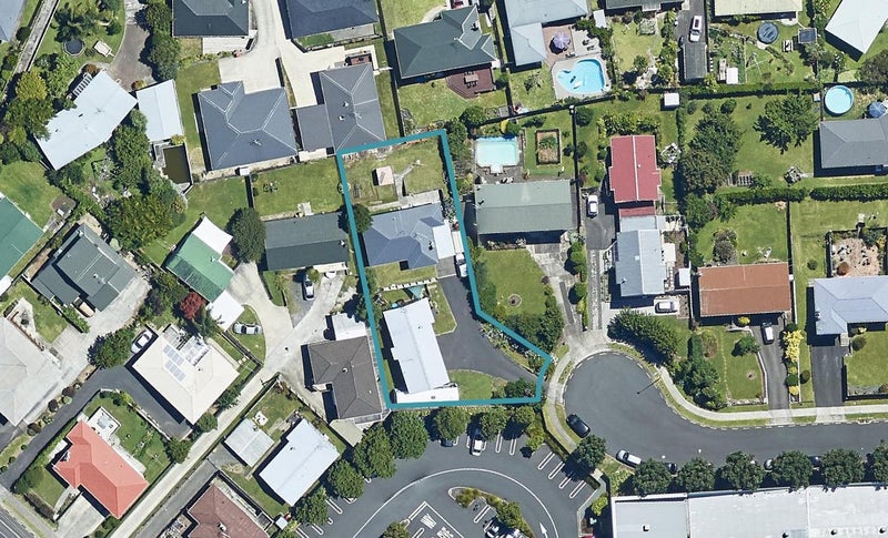19 Glenfield Place, Brookfield, Tauranga - Carousel 1