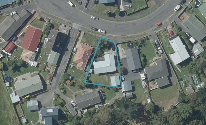 15 Dakota Place, Waldronville, Dunedin - Carousel 1