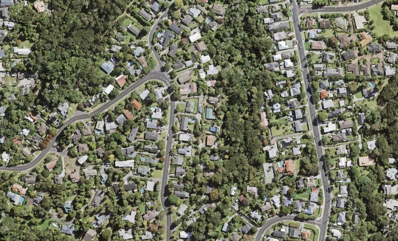 73 Daffodil Street, Titirangi, Auckland - Carousel 1