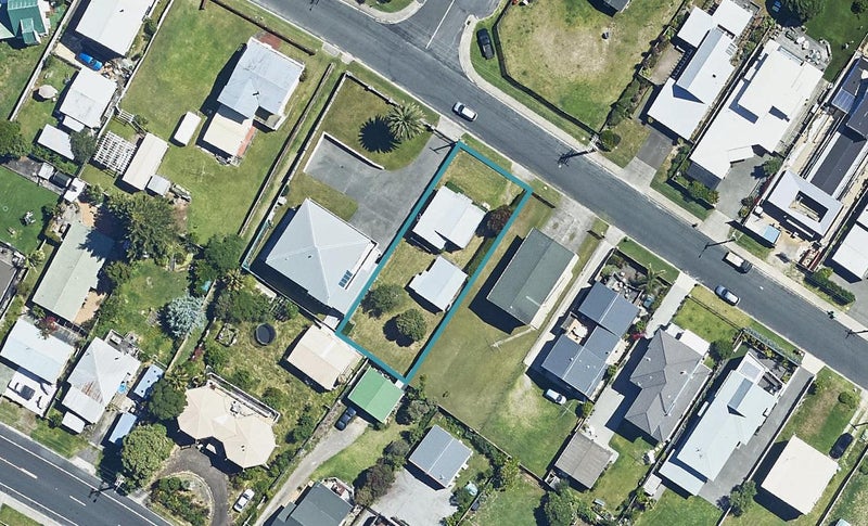 108 Karewa Parade, Papamoa Beach, Papamoa - Carousel 1