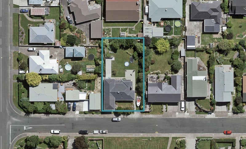 12 Helmsdale Street, Waverley, Invercargill - Carousel 1
