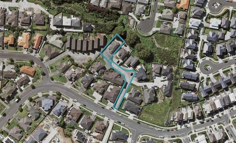 32 Arrowsmith Drive, Clover Park, Auckland - Carousel 1