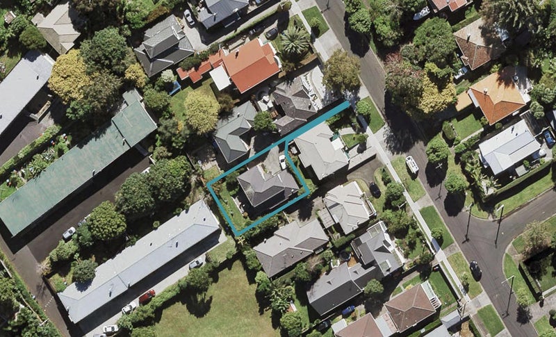 12A Vinter Terrace, Mount Albert, Auckland - Carousel 1