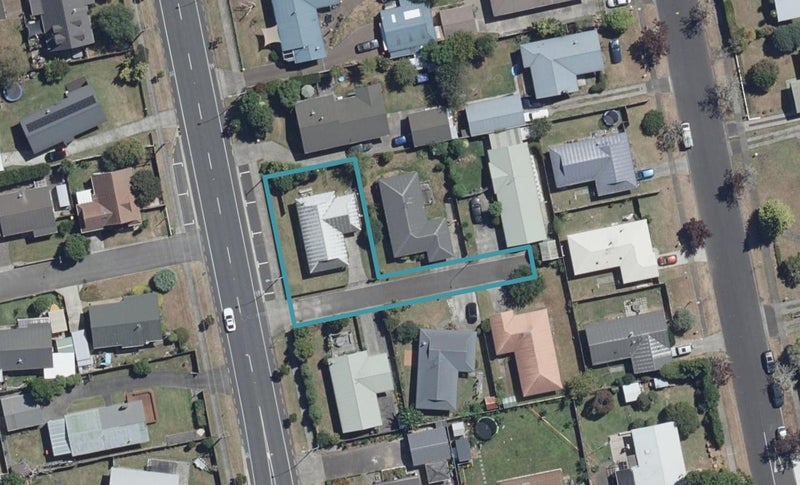 2 Cottage Lane, Pukete, Hamilton - Carousel 1