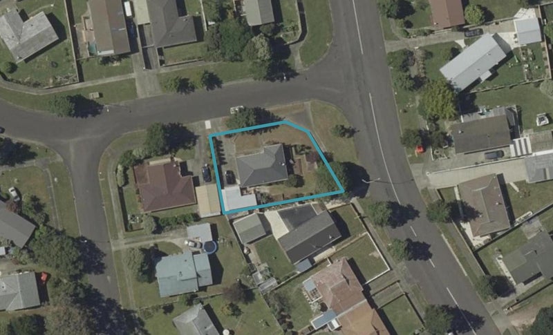 52 Cascade Crescent, Westbrook, Palmerston North - Carousel 1