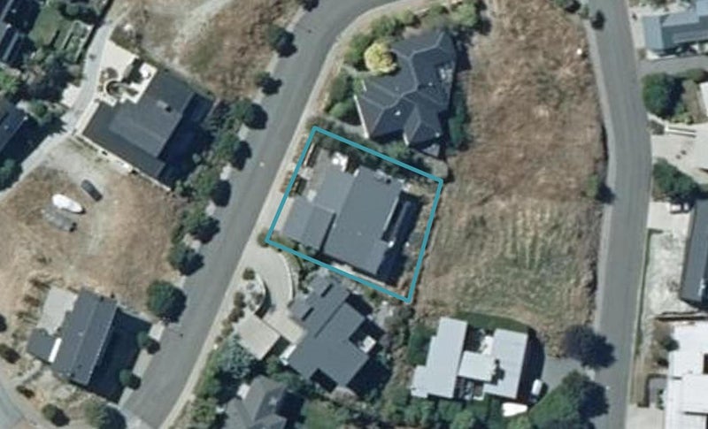 23 Aspen Grove, Fernhill, Queenstown - Carousel 1