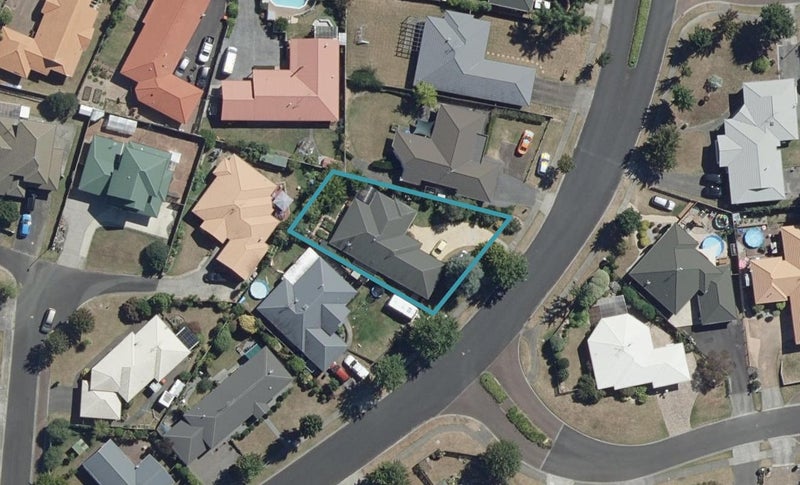 268 Grandview Road, Western Heights, Hamilton - Carousel 1