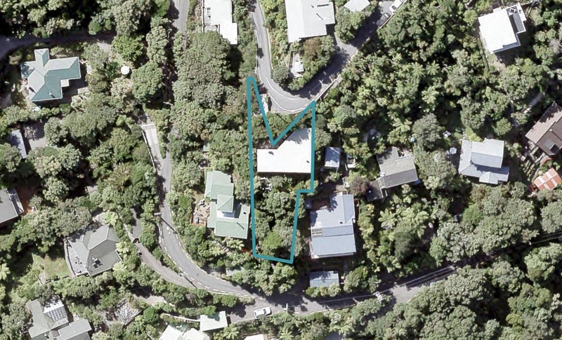 38 Waitohu Road, York Bay, Lower Hutt - Carousel 1