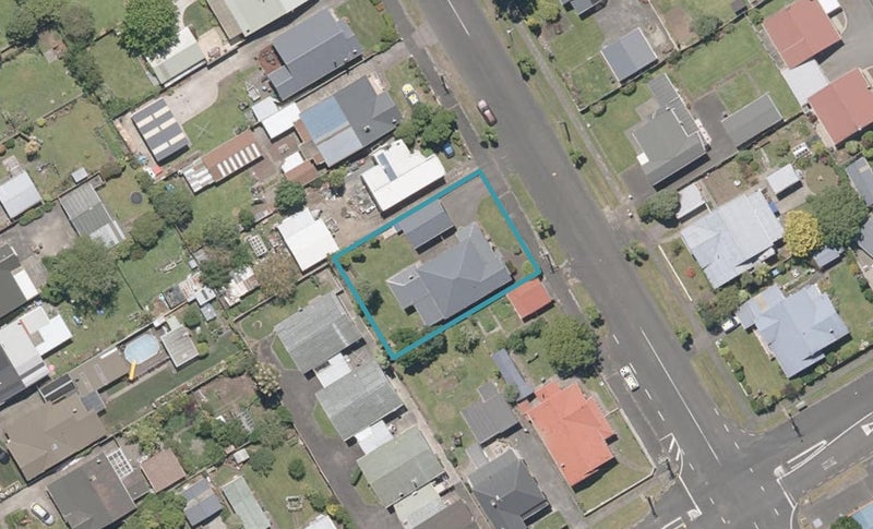 39 Moana Street, Whanganui East, Whanganui - Carousel 1