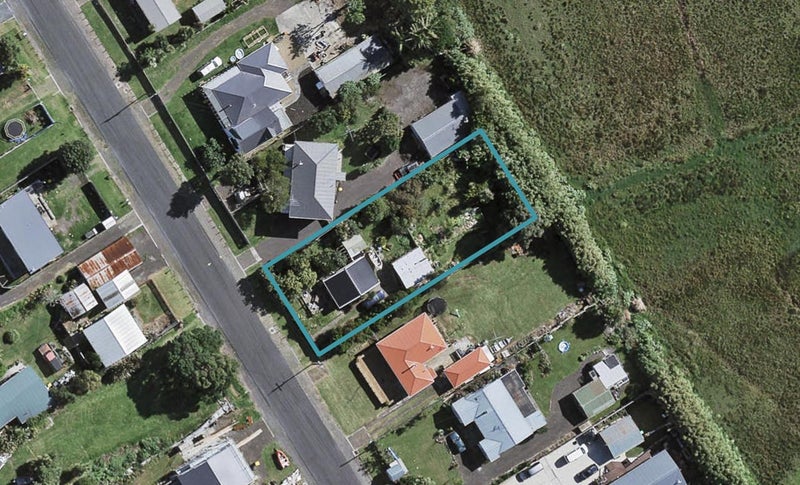 10 Ronald Avenue, Waiuku - Carousel 1