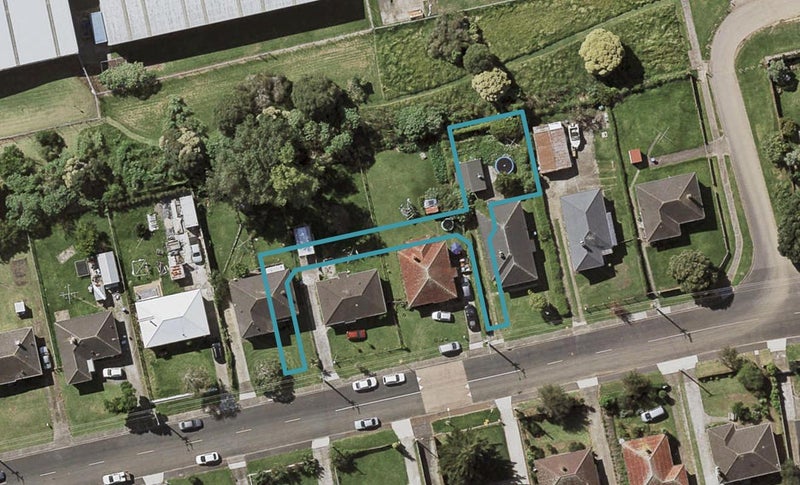 11 Kaihoe Lane, Mount Wellington, Auckland - Carousel 1
