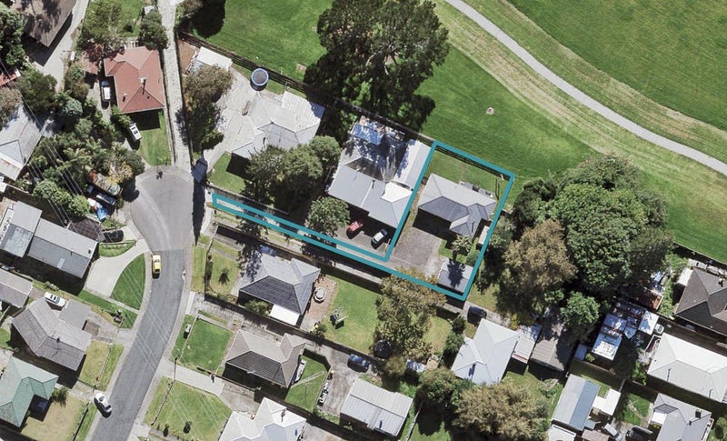 19 Martin Place, Kelston, Auckland - Carousel 1
