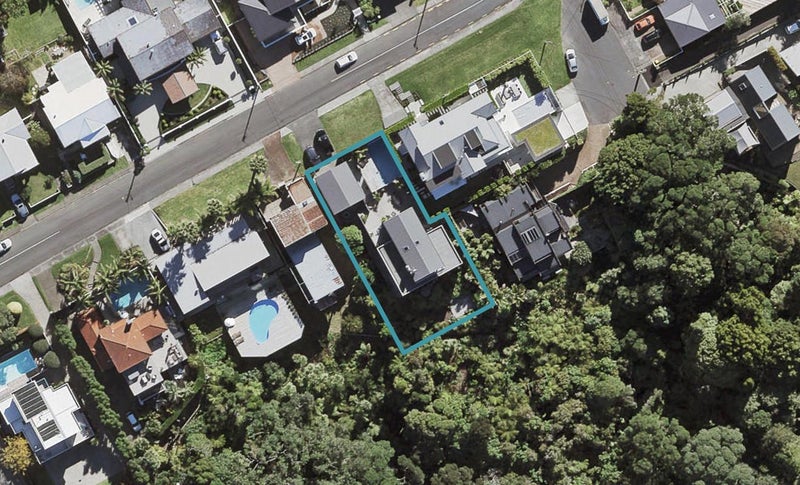 2 Wanganella Street, Birkenhead, Auckland - Carousel 1