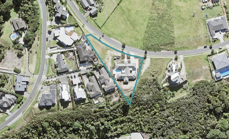 14 Balboa Drive, Matakatia, Whangaparaoa - Carousel 1