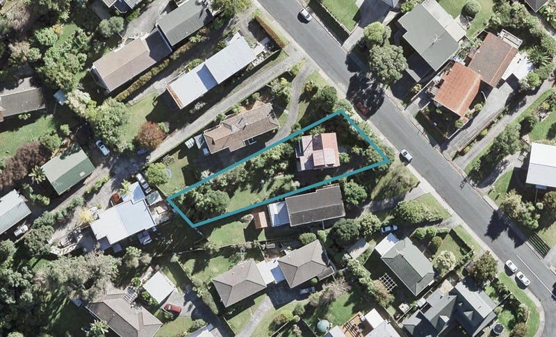 23 Geoffrey Road, Torbay, Auckland - Carousel 1