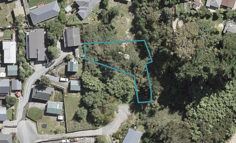 4 Te Ara o Tahumate, Stokes Valley, Lower Hutt - Carousel 1