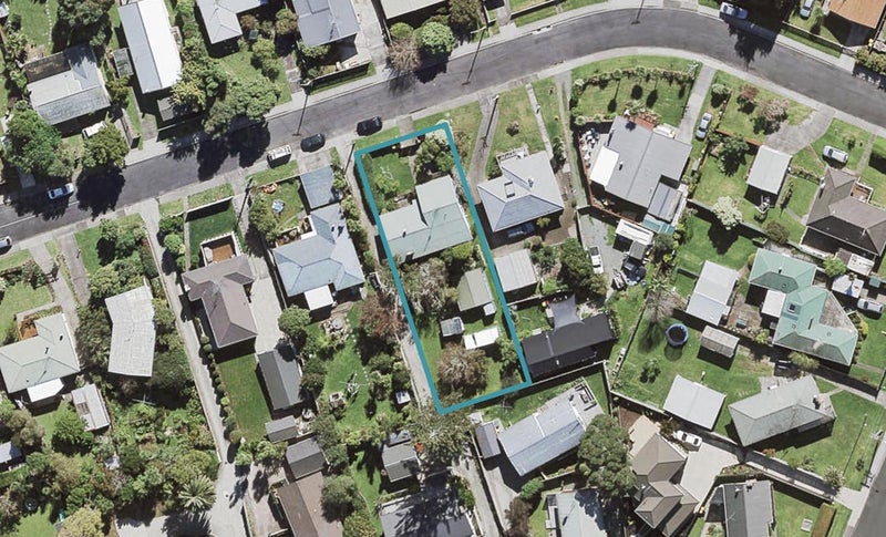 7 Paramu Avenue, Birkdale, Auckland - Carousel 1