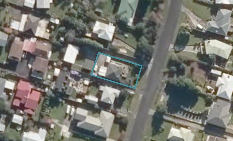 11 Tainui Street, Onerahi, Whangarei - Carousel 1