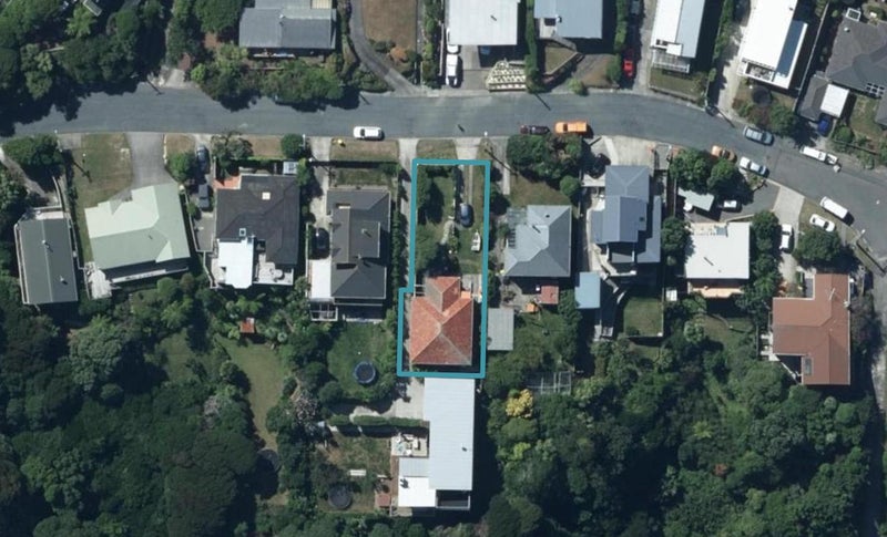 10A Corlett Road, Plimmerton, Porirua - Carousel 1