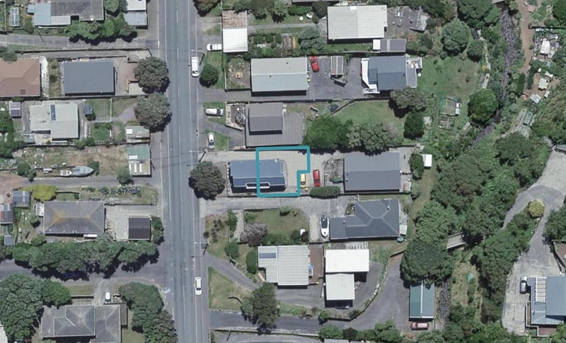 60B Happy Valley Road, Owhiro Bay, Wellington - Carousel 1