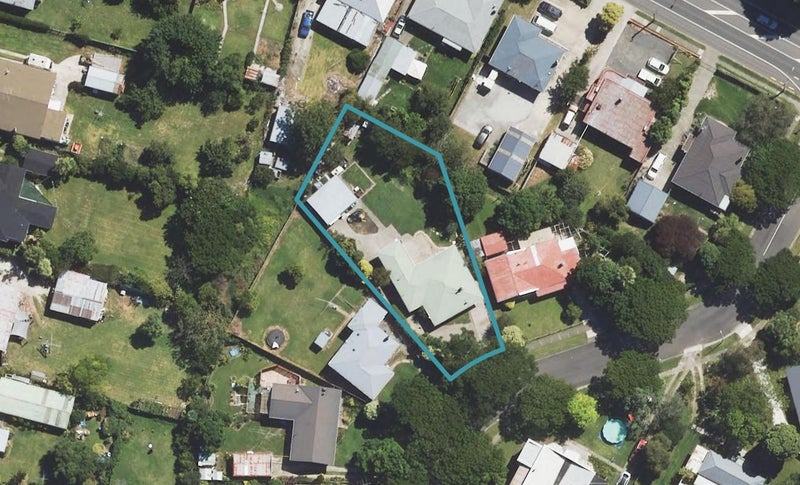 3 Ropata Street, Kaiti, Gisborne - Carousel 1