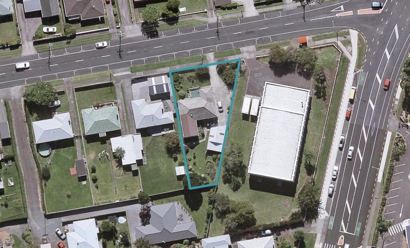 214 Ngamotu Road, Spotswood, New Plymouth - Carousel 1