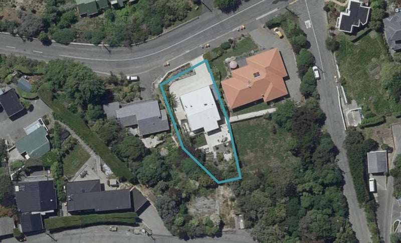 16 St Andrews Hill Road, Mount Pleasant, Christchurch - Carousel 1