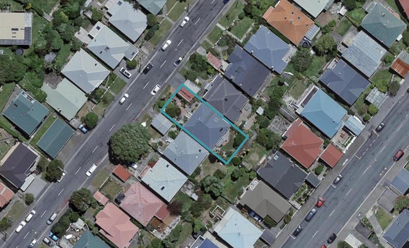 37 Hohiria Road, Hataitai, Wellington - Carousel 1