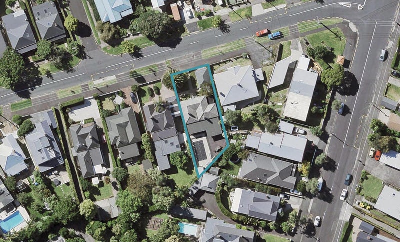 62 Albert Road, Devonport, Auckland - Carousel 1
