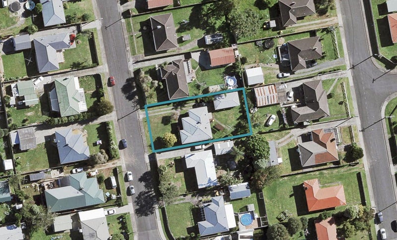 8 Salas Place, Papakura, Papakura - Carousel 1