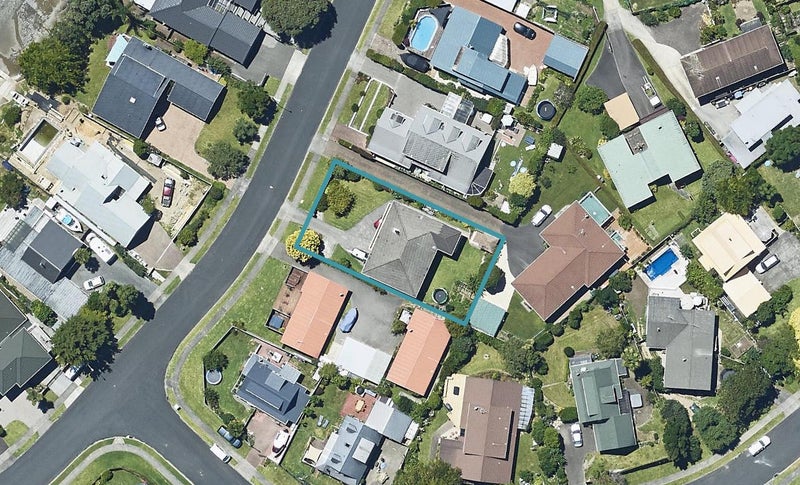 48 Forrester Drive, Welcome Bay, Tauranga - Carousel 1
