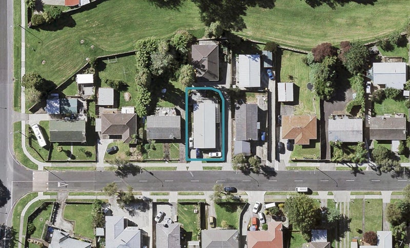 8 Ennis Avenue, Pakuranga Heights, Auckland - Carousel 1