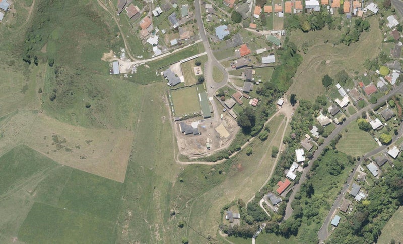 16B Windsor Terrace, Durie Hill, Whanganui - Carousel 1