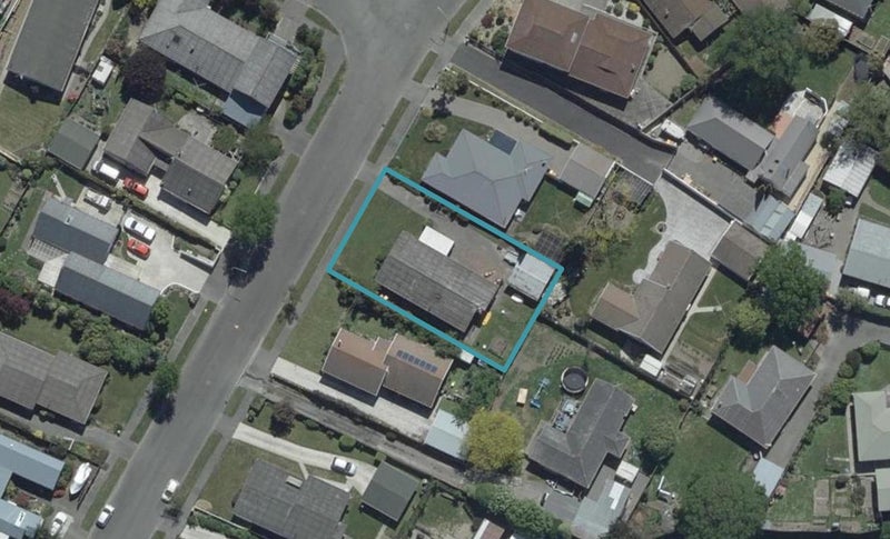 10 Mendip Place, Casebrook, Christchurch - Carousel 1
