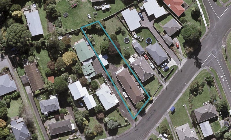 44 Doralto Road, Frankleigh Park, New Plymouth - Carousel 1