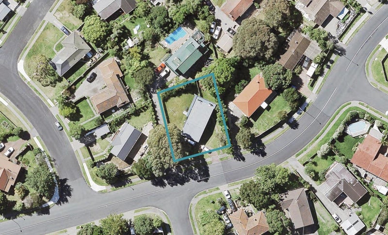 40 Oaktree Avenue, Browns Bay, Auckland - Carousel 1