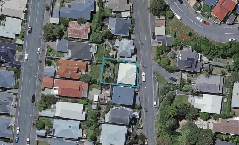 8 Rata Road, Hataitai, Wellington - Carousel 1