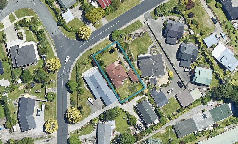 78 Grand Vue Road, Kawaha Point, Rotorua - Carousel 1