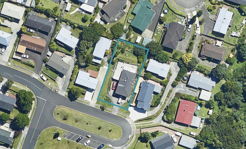 17 Chester Street, Judea, Tauranga - Carousel 1