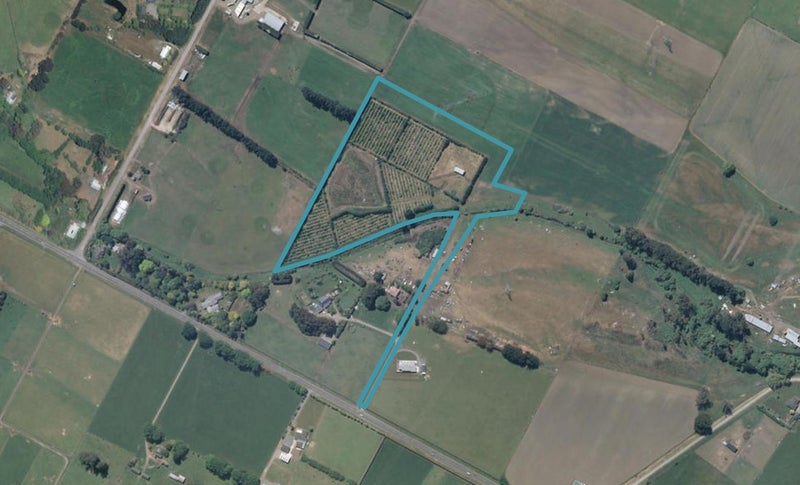 7 Frazer Farm (Pvt) Lane, WAIKUKU, RANGIORA - Carousel 1