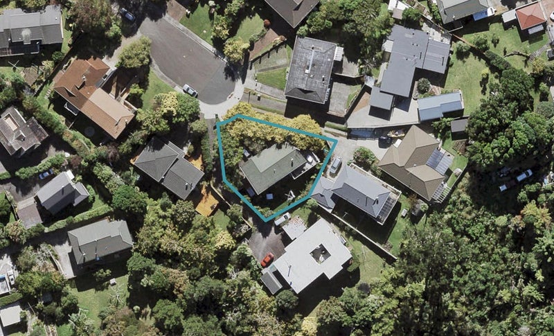 11 Highlight Parade, Te Atatu South, Auckland - Carousel 1