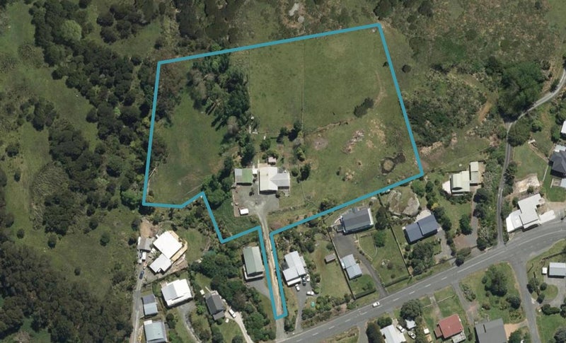2293 Whangarei Heads Road, Whangarei - Carousel 1